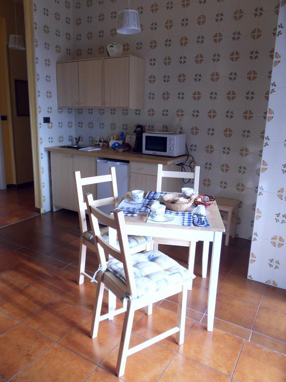 Leucosia Bed & Breakfast Салерно Номер фото